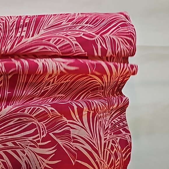 3/$20 Greige M Palms Lace Top - Picture 5 of 10